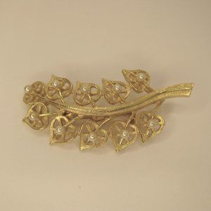 Vintage Gold Tone Heart Leaf Stem Brooch